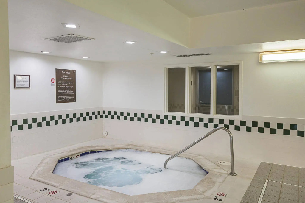 Comfort Suites Lewisville - Dallas