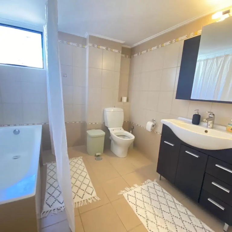 Spacious Glyfada Golf 4BR -near Beach Shops