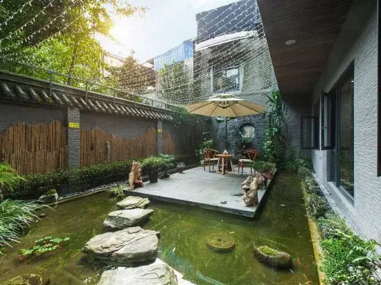 Hem Hotel (Chongzhou Jiezi Ancient Town)