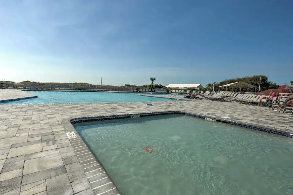 Beach View, Pool & Tennis: Hilton Head Island Unit