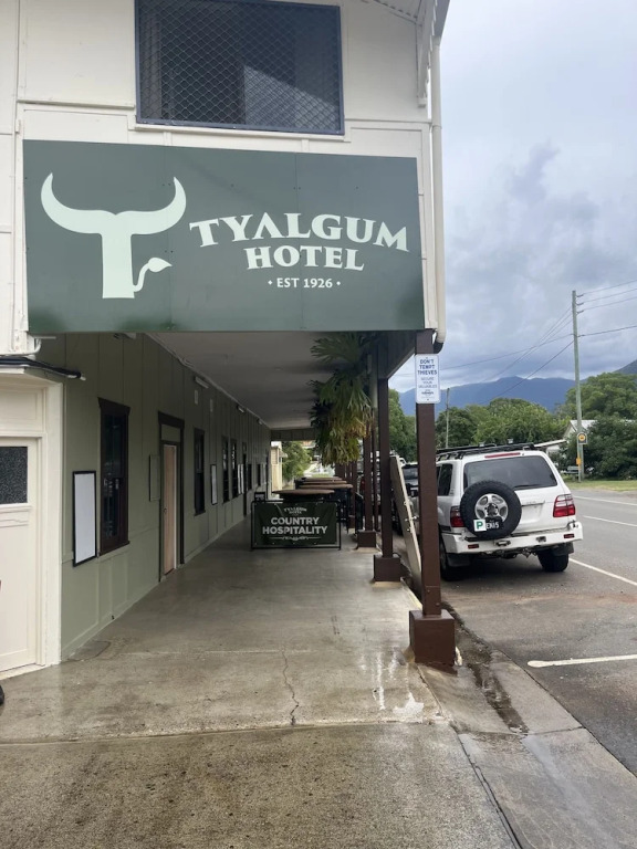 Tyalgum Hotel