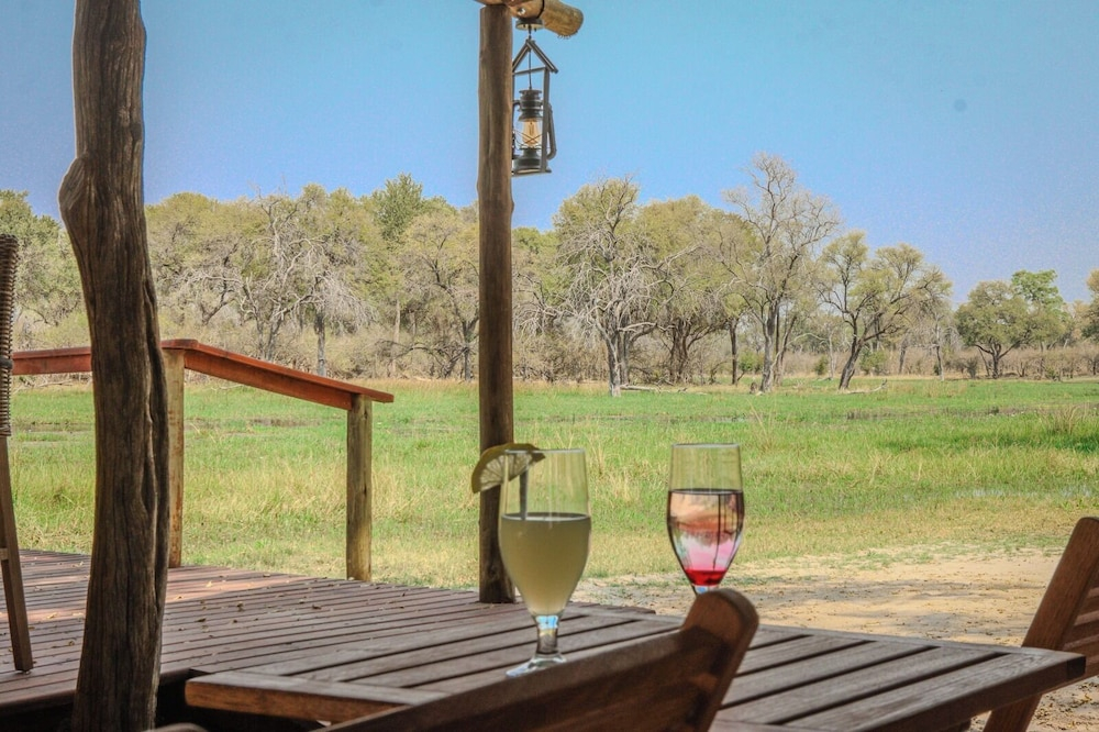 Khwai Mokoro Safaris and Campsites