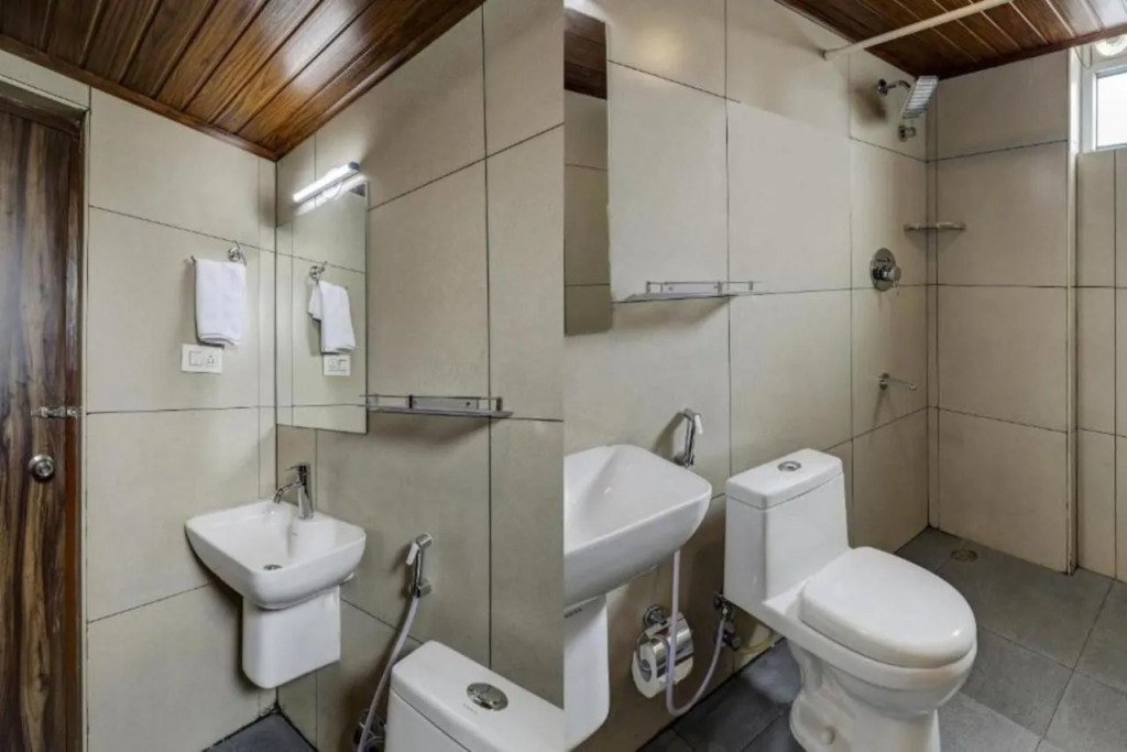 Fabhotel Tej