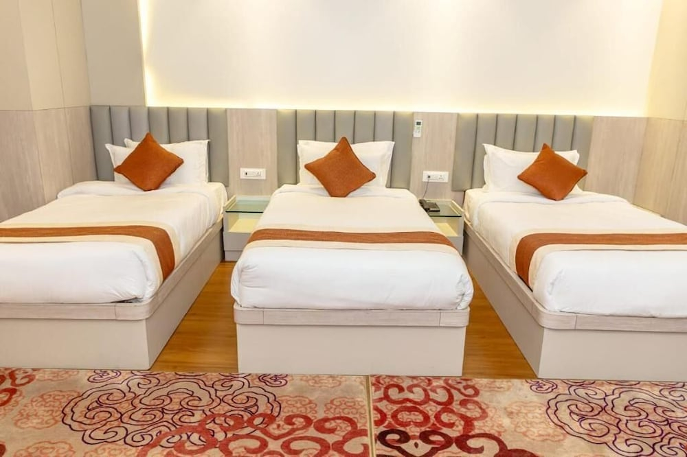 Hotel Badrinath