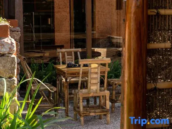 Lijiang ZenTea Garden Ancient Residence Beautiful Homestay