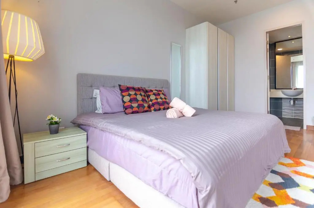 Lux 3BR Suite Puteri Harbour Near Legoland & Hello Kitty with Water Views