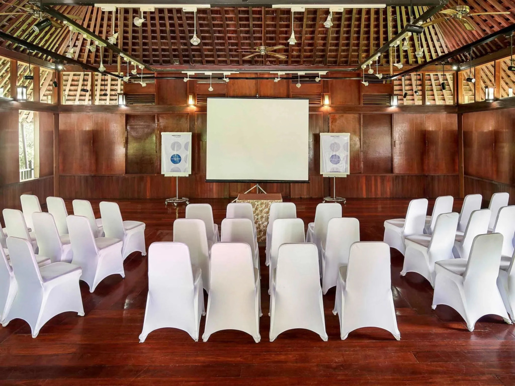 Novotel Bogor Golf Resort & Convention Center