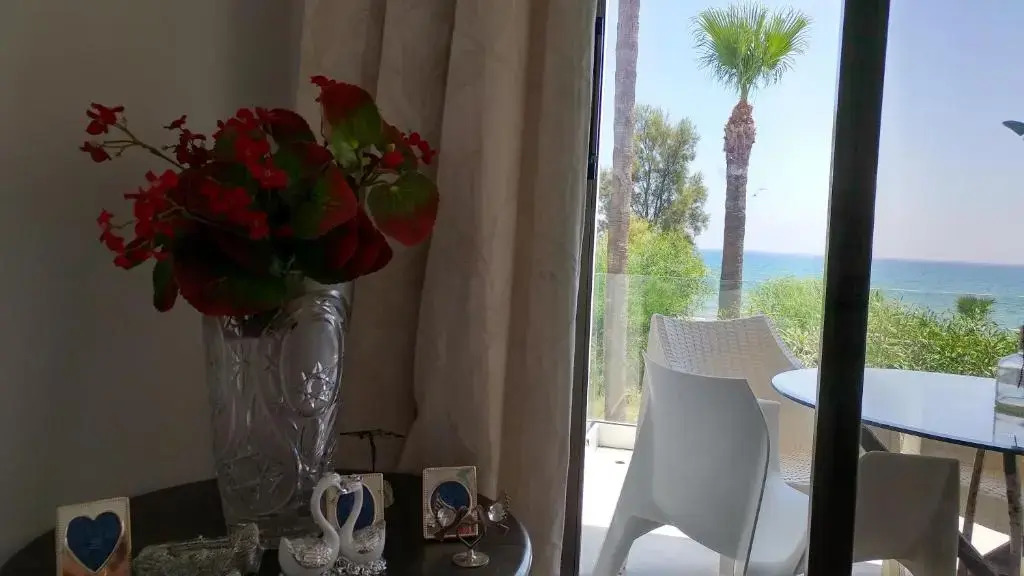 Sandy Beach Apartment 13