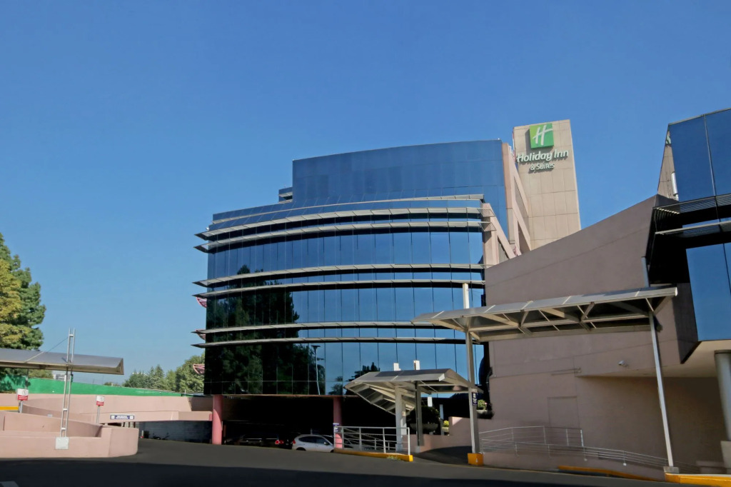 Holiday Inn Mexico City - Trade Center by IHG