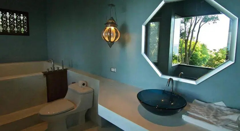Villa Waterfall