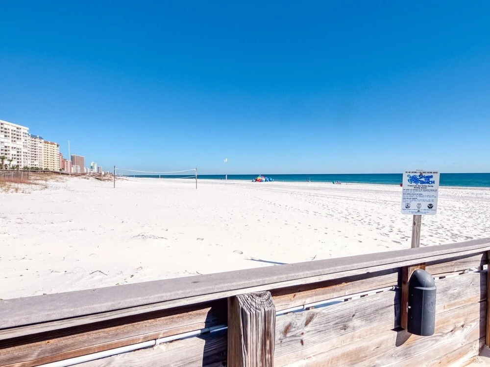 Spacious 4th floor condo ON THE BEACH in the heart of Orange Beach