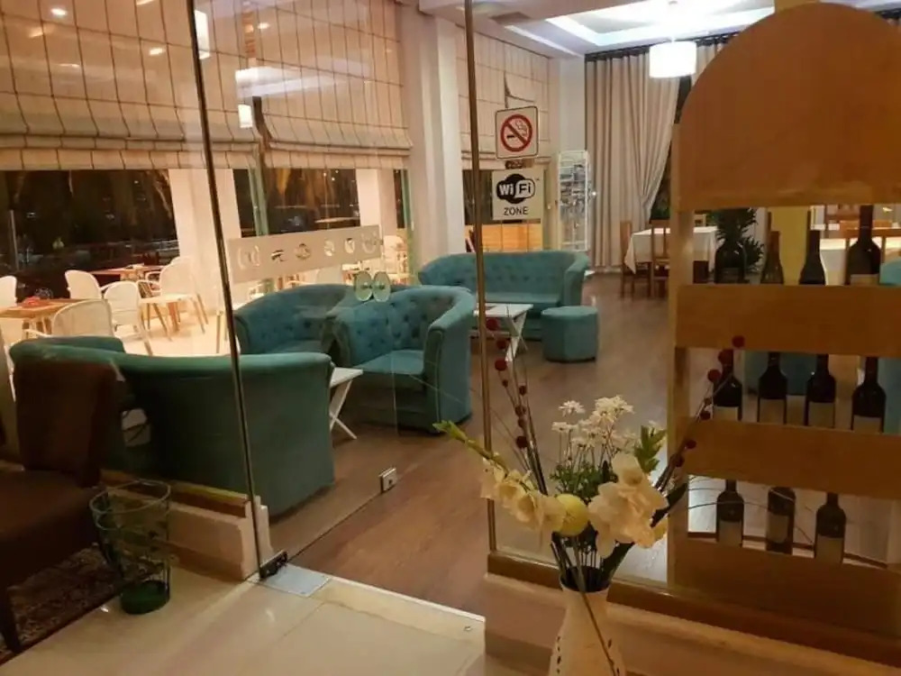 Hotel Kaonia