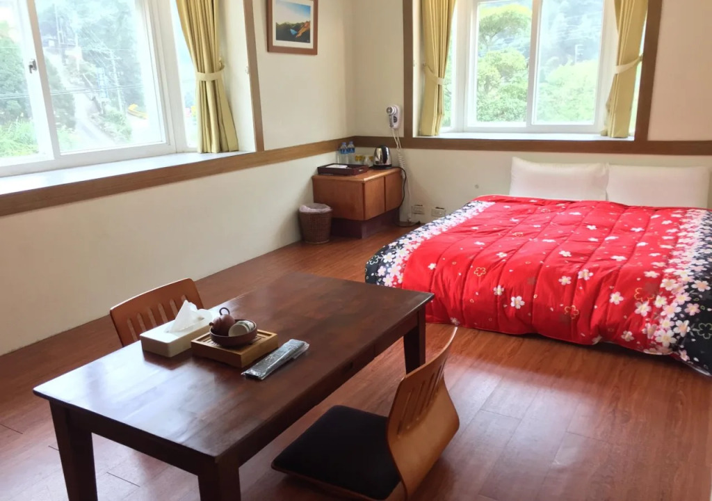Nantou Xitou Riverside Homestay B&B