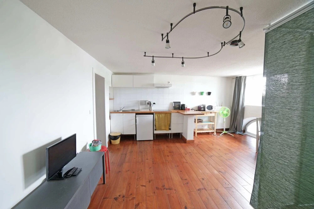 Nice Studio of 37m ² Center