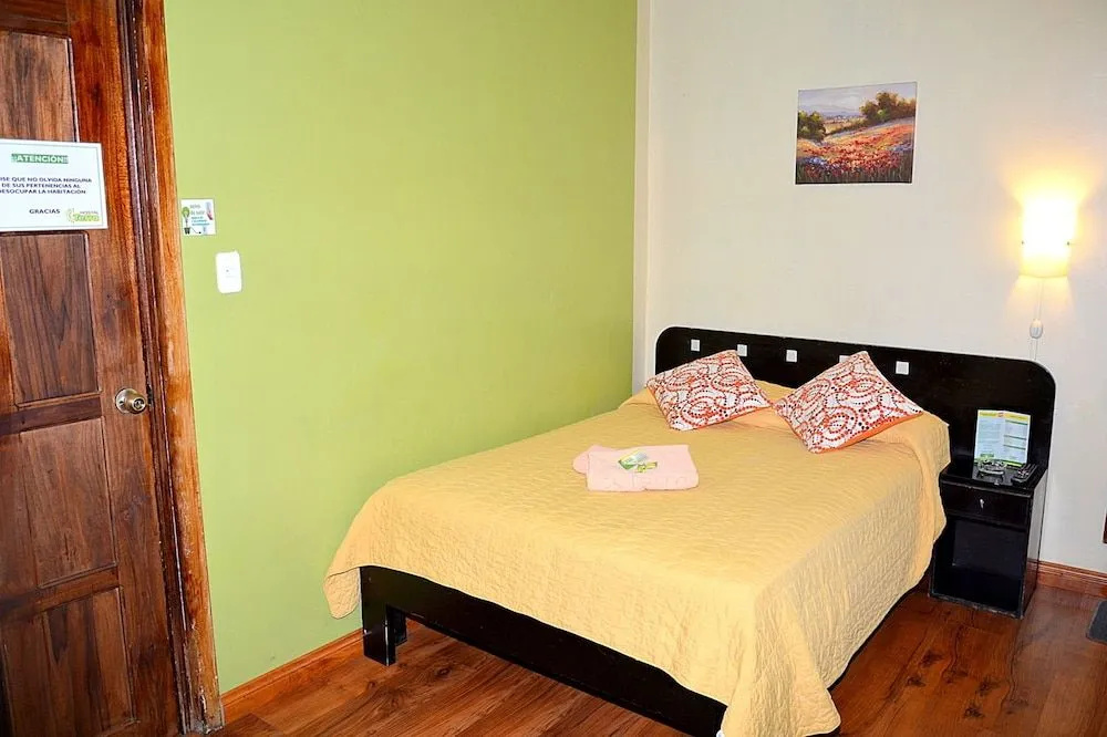 Hostal Terra 3 - BASE AÉREA
