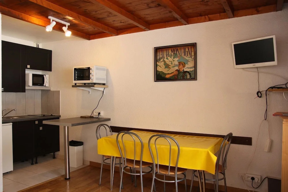4 pertsons studio in the center of the resort Holiday home 0 agence la