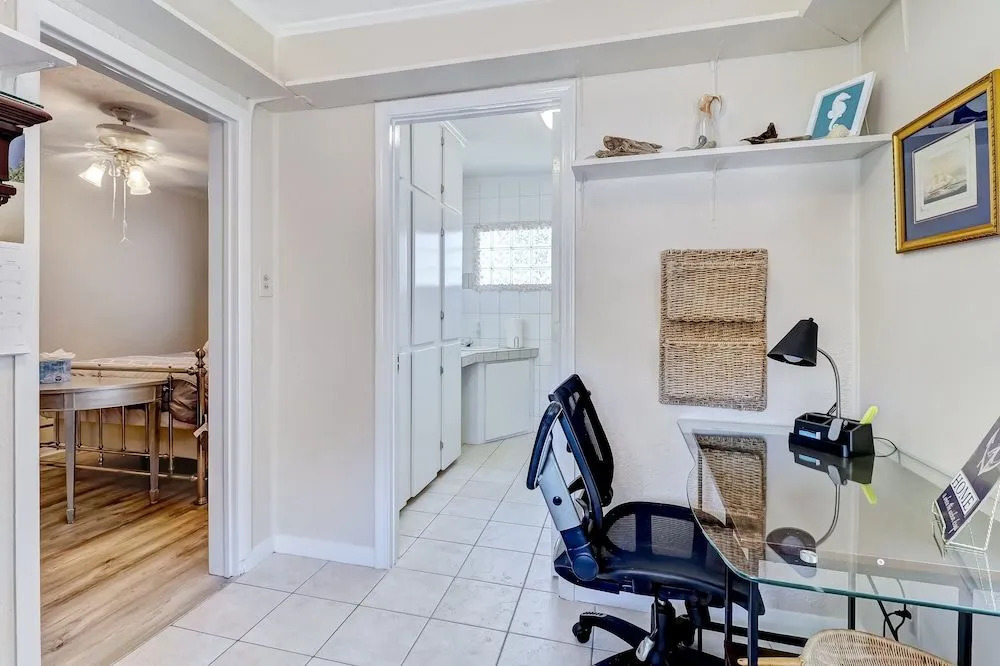 Dog Friendly Old Fernandina Style Home with Extra Studio Room by RedAwning
