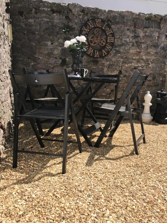 *NEW* quirky cottage by the sea