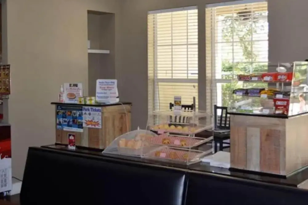 Cozy 4bdr House Near Disney 8101