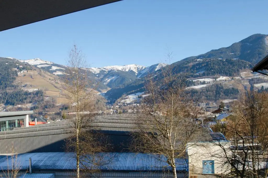 Superb Alpine Lodges by All in One Apartments