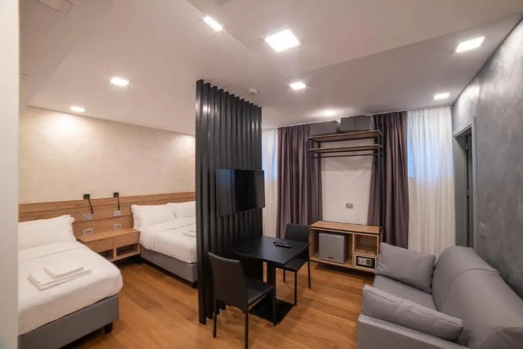GRANDI 32 Boutique Residence