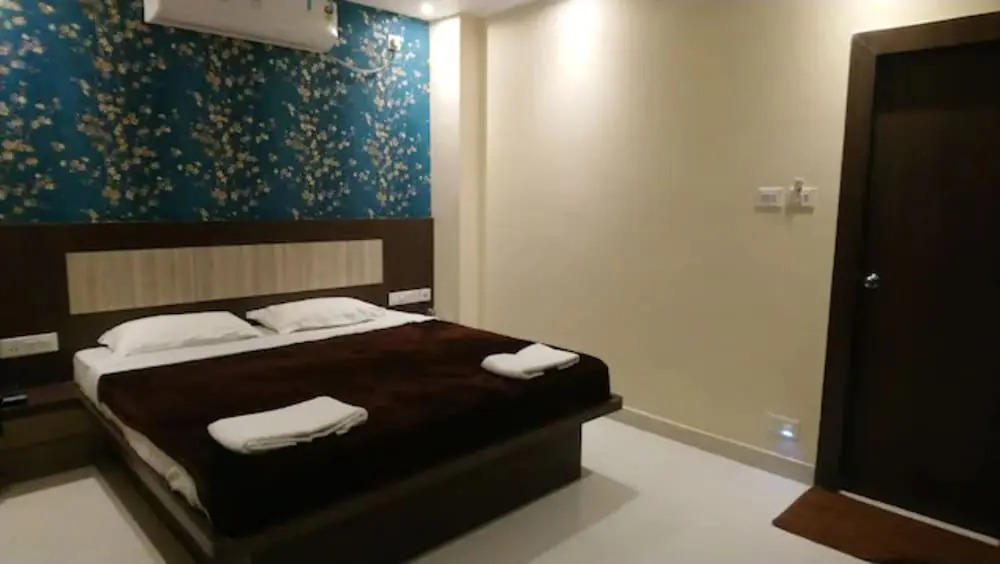Goroomgo Hotel Home Town Puri