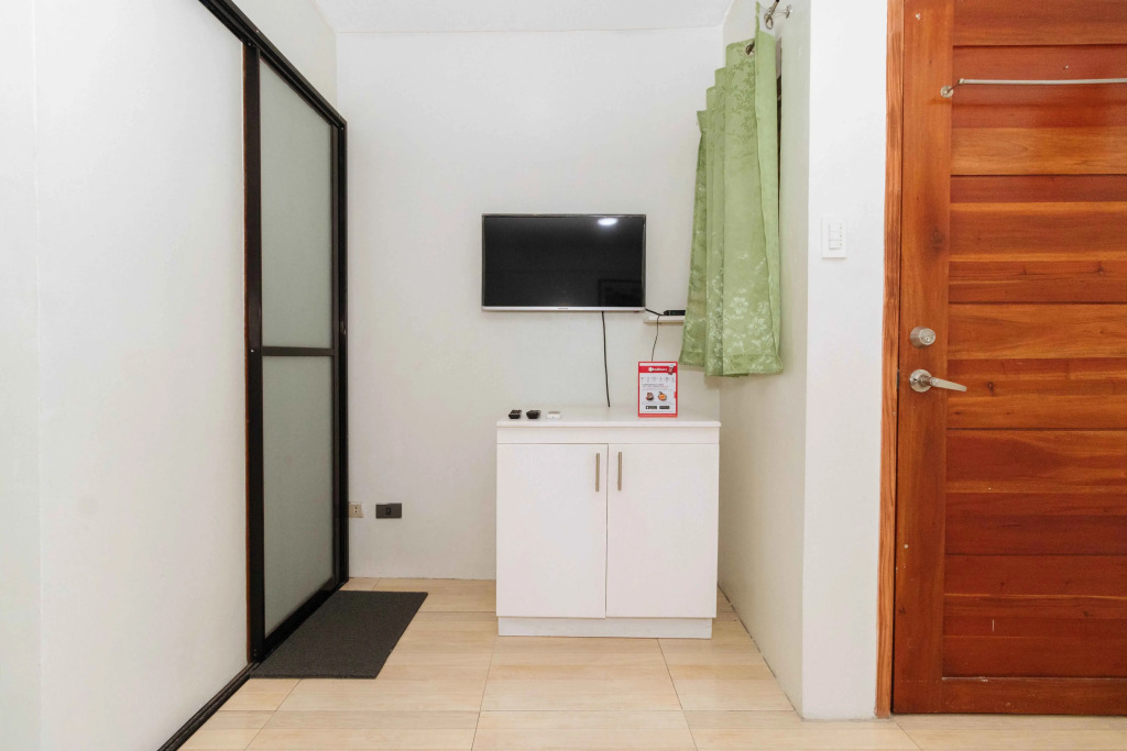 RedDoorz at DBuilders Rooms Ph1 Taguig