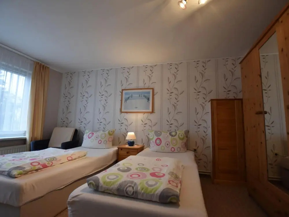 Schtsne Wohnung in Krtspelin in der Nhhe von Meer