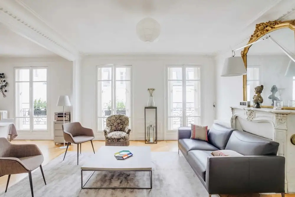 Beautiful apartment for 6 pax Near Eiffel Tower by GuestReady