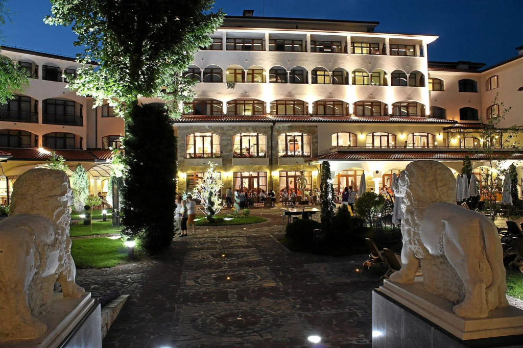 Helena Park - Ultra All Inclusive
