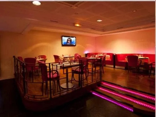 Logis Hotels - Hotel Restaurant l Enclos