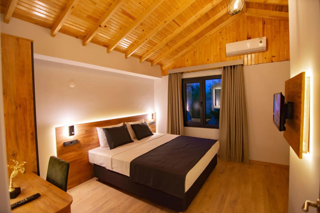 Green Palace Suite Hotel
