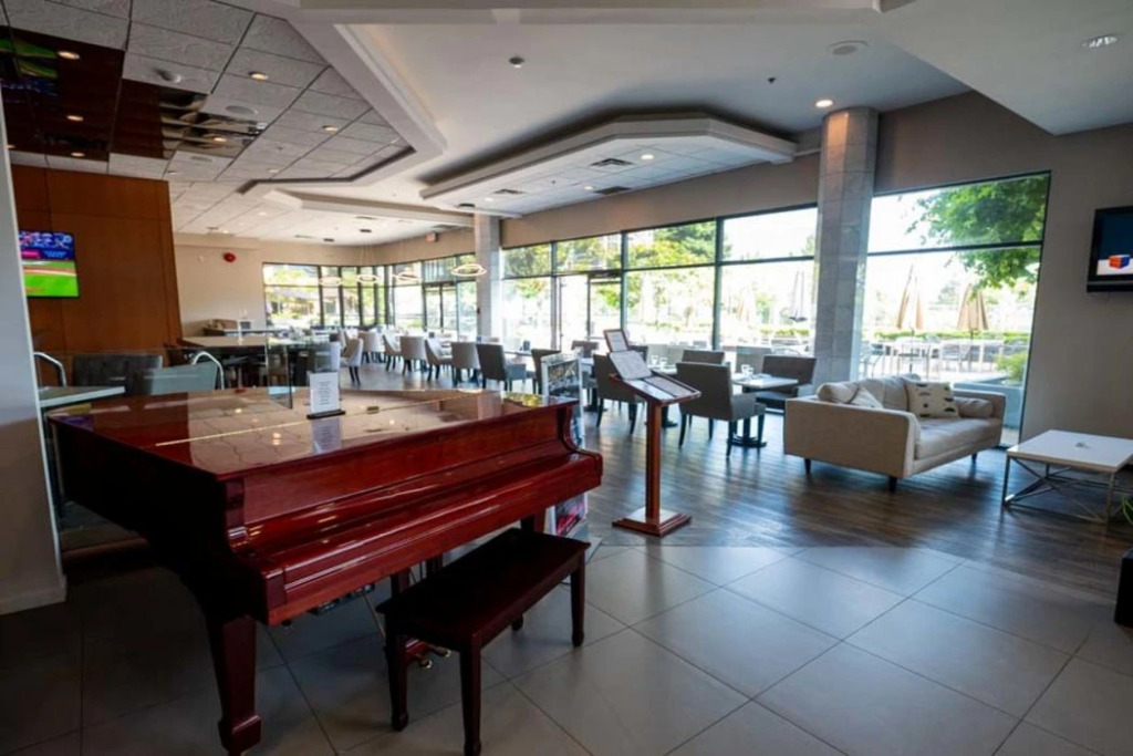 Executive Suites Hotel & Conference Center, Metro Vancouver