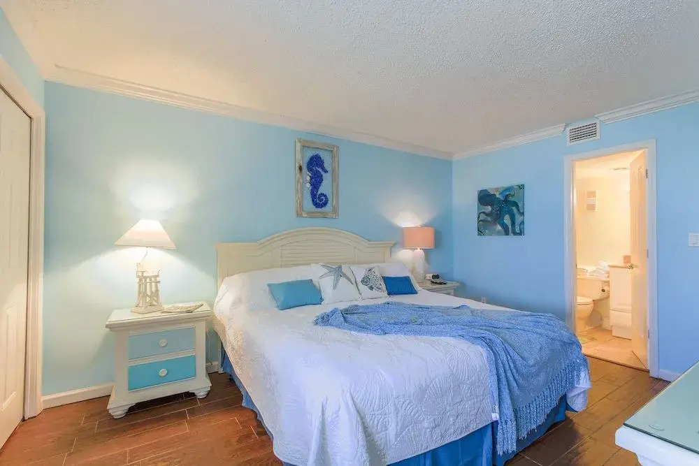 Gulf Shore Condo #515 2 Bedrooms 2 Bathrooms Condo