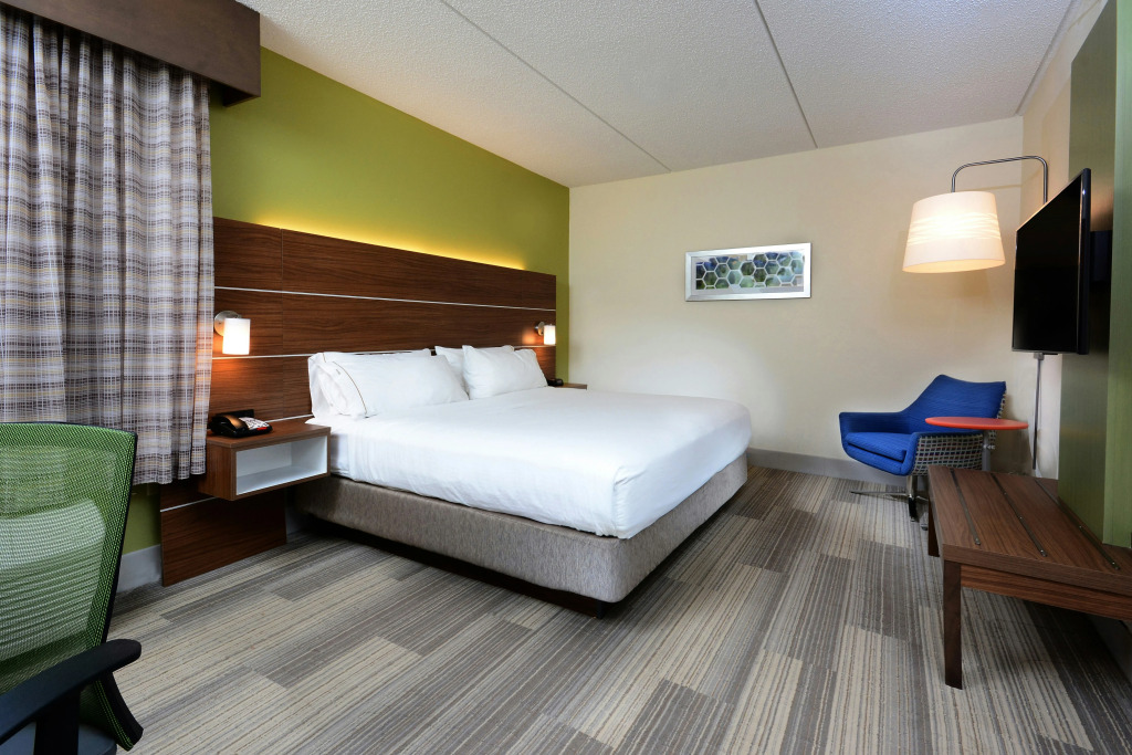 Holiday Inn Express & Suites Raleigh Durham Airport at RTP by IHG