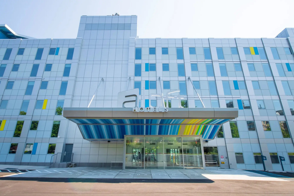 Aloft by Marriott New York LaGuardia Airport