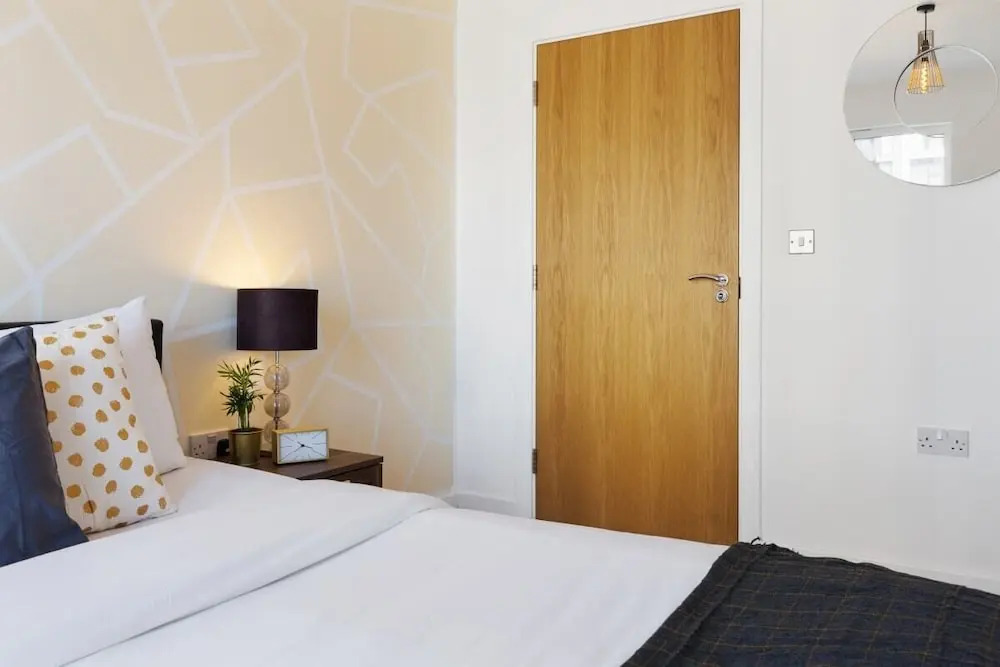 Amazing 2 Bed Apt W/balcony nr O2 Arena and Excel