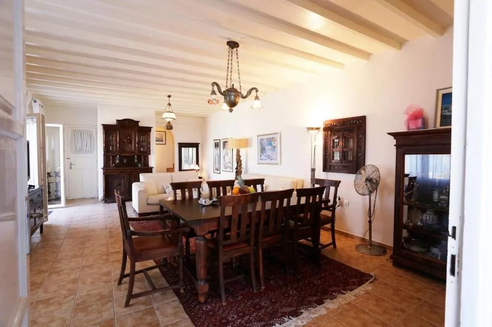 Amati Villa Cavo Dellos