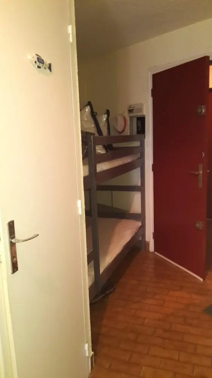 Studio in Sète, With Wonderful sea View, Furnished Balcony and Wifi - 100 m From the Beach