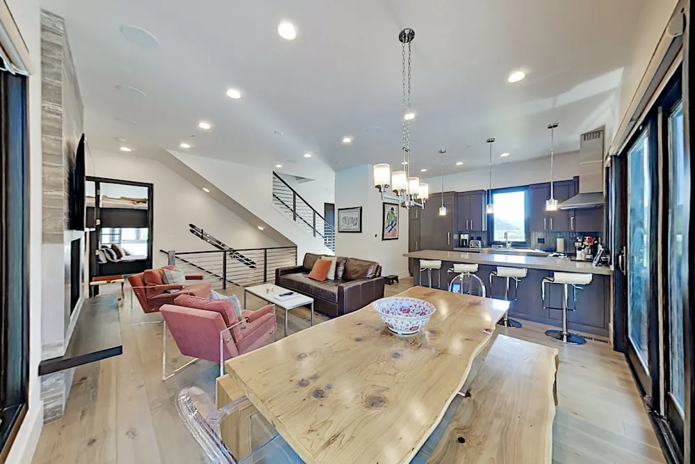 4264wd90 3 Bedroom Townhouse