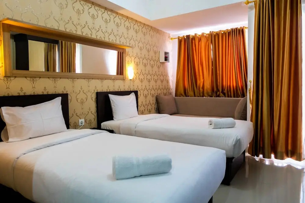 Minimalist Studio The Oasis Apartment near Omni Hospital Cikarang