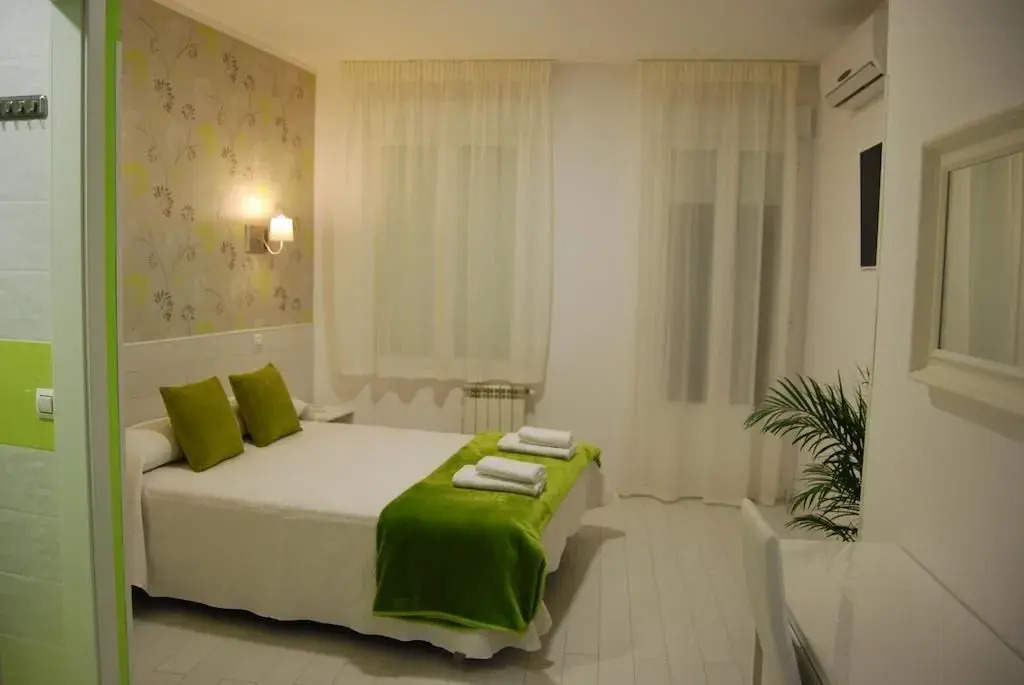 Hostal PETITE MAMAN