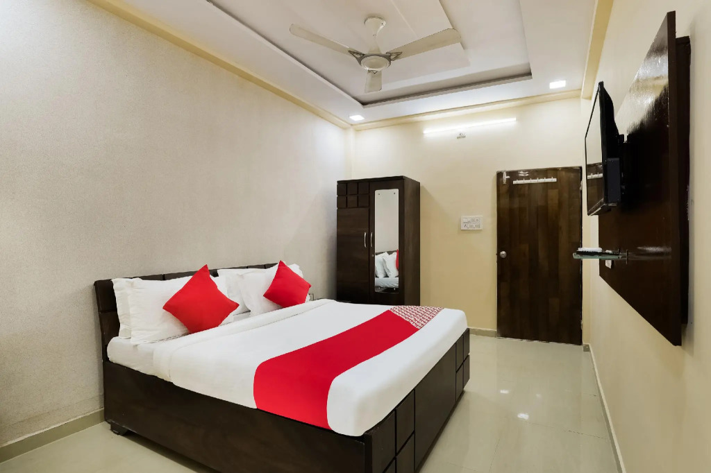 OYO 49537 Hotel Airport Annex