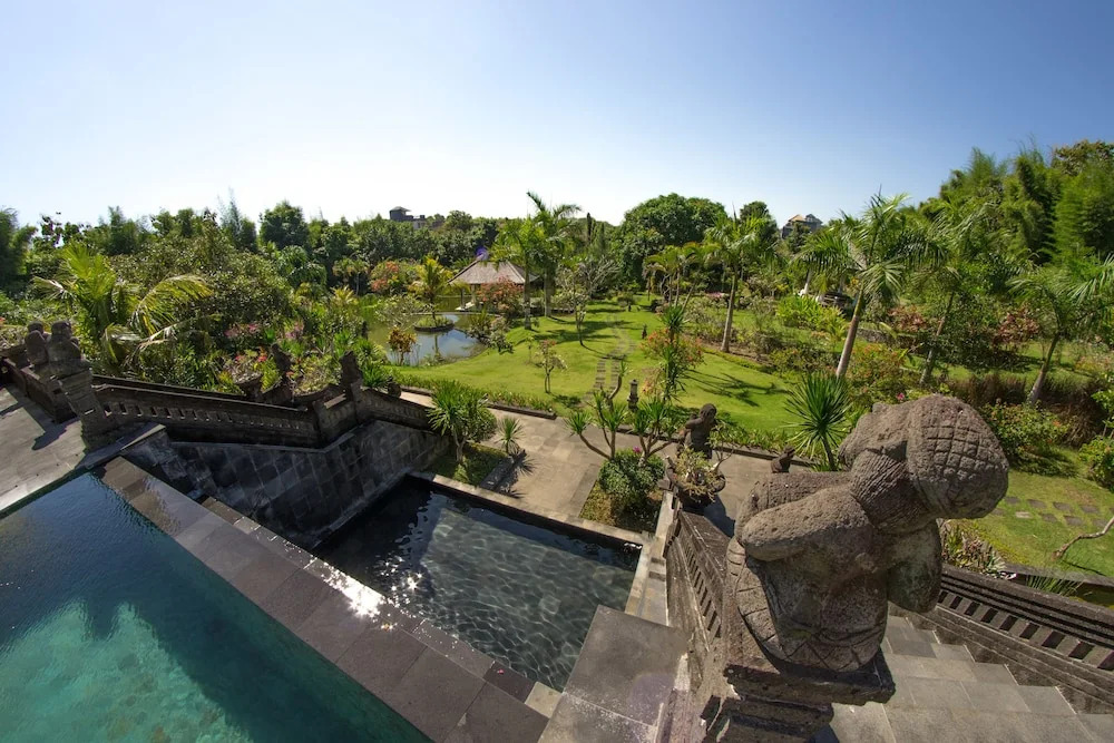 Villa Amanie - Private Villa with Infinity pool, Stunning Views