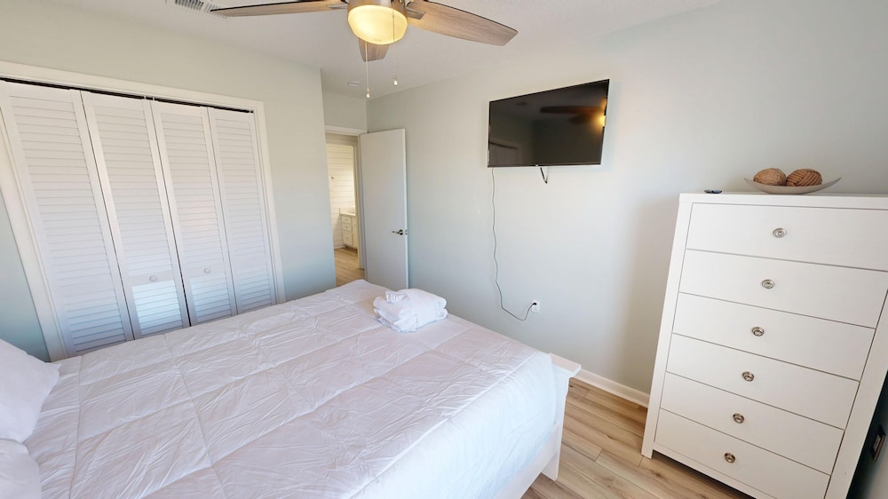 Coastal Comfort 3 Bedroom Townhouse