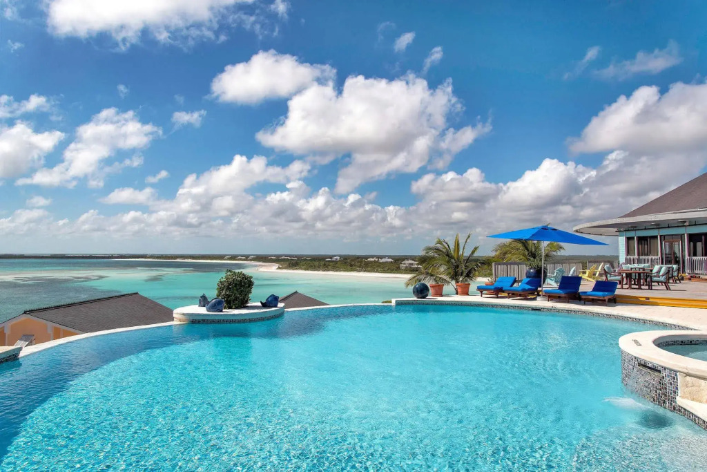 The Abaco Club on Winding Bay