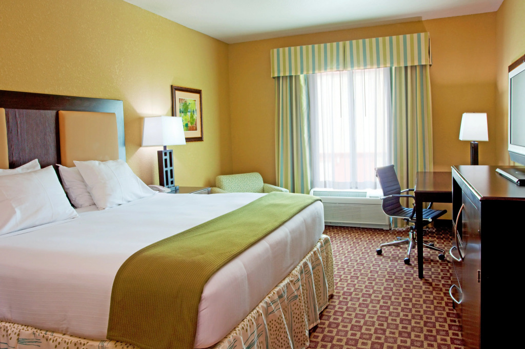 Holiday Inn Express Hotel & Suites Chaffee - Jacksonville West by IHG
