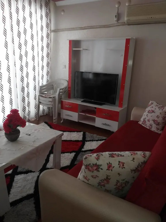 Daily Home Apart