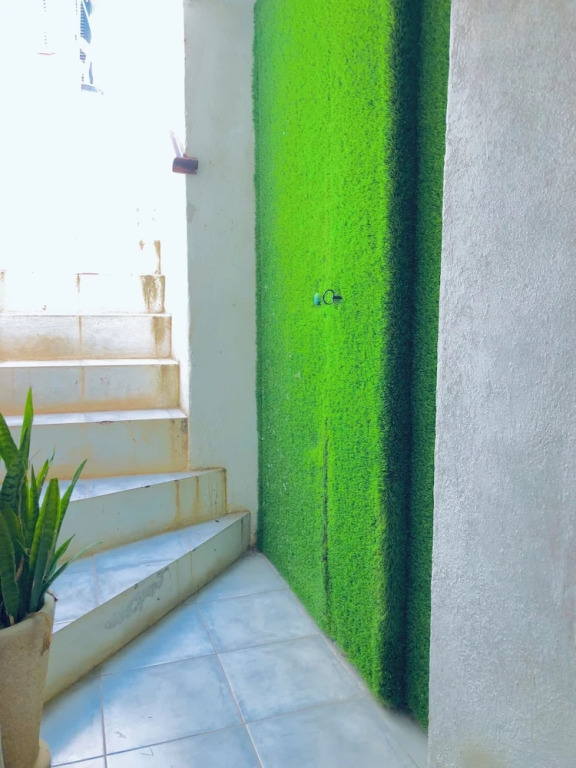 House Sleeps 4 with Private Garden