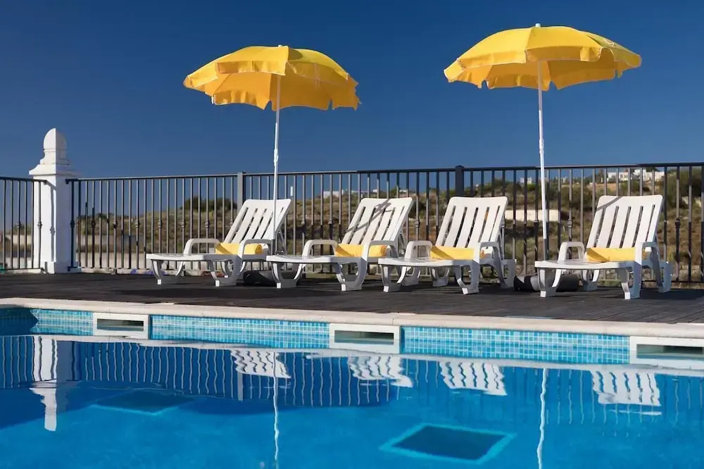 Clube Albufeira, Family Holidays with Pool View